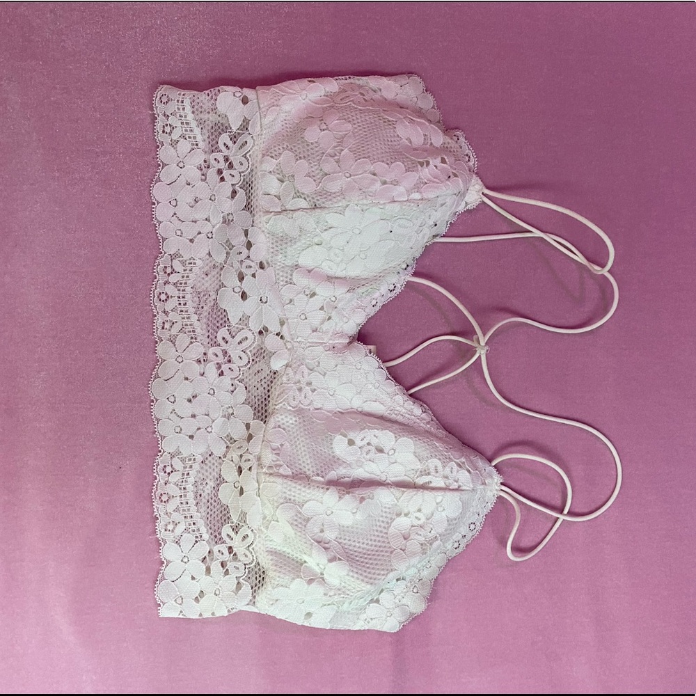 Bralette 🤍 - Picture 3 of 3